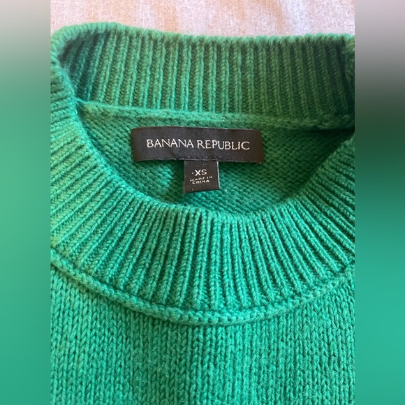 Banana Republic green sweater. Size XS - Picture 5 of 8